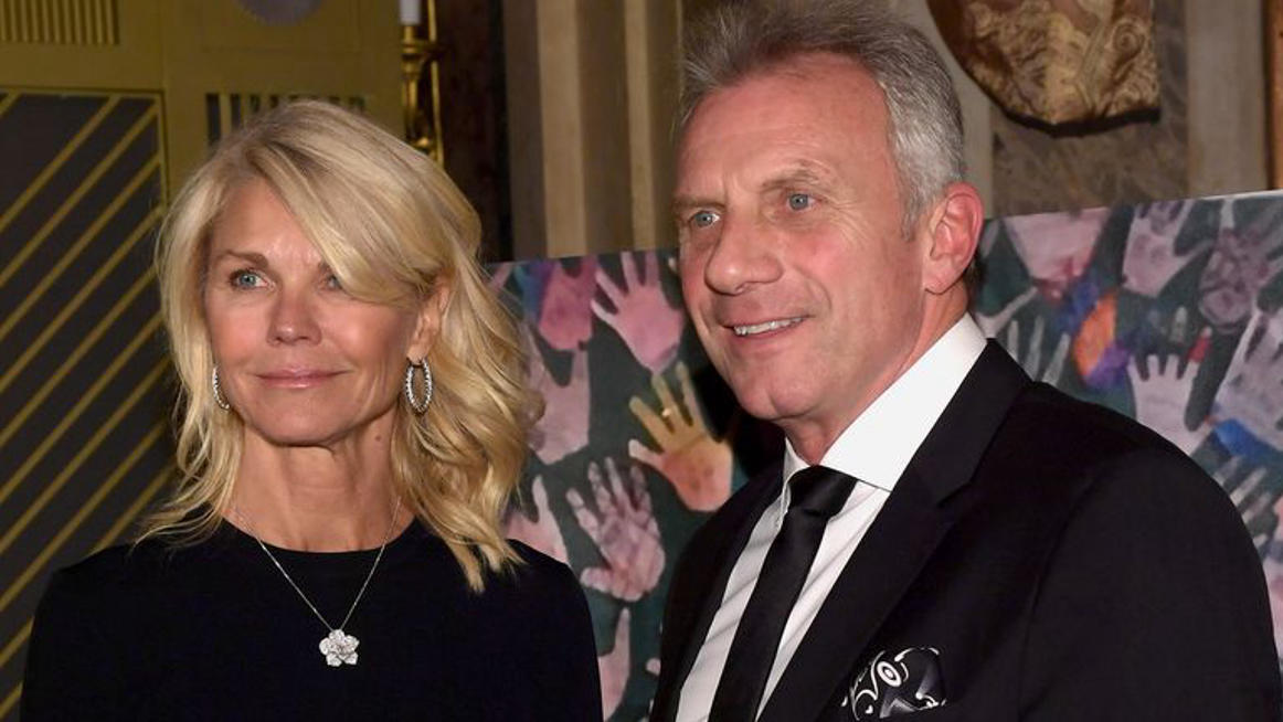 Joe Montana and Jennifer Montana